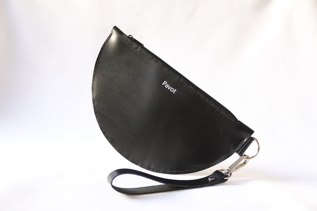 Pochette demi-lune